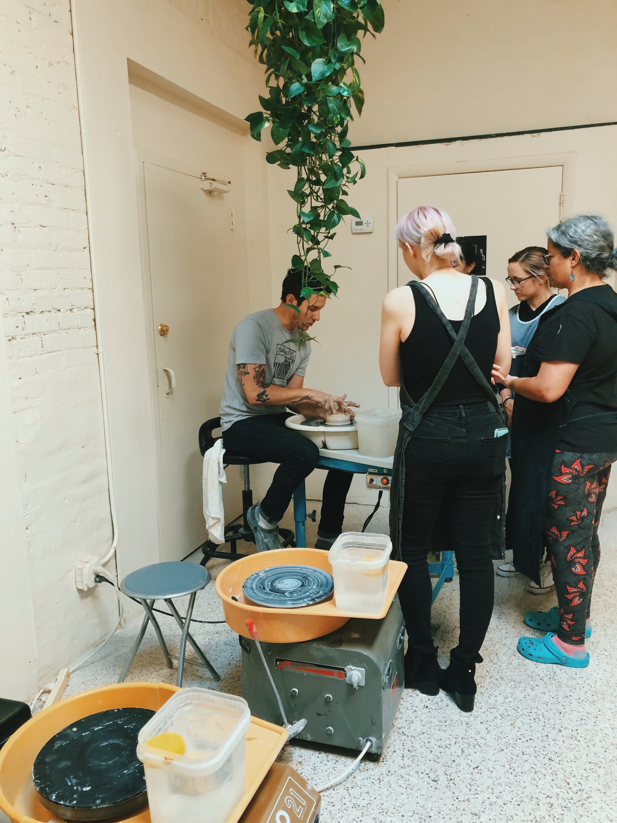 6 Week Pottery Course (Nov)