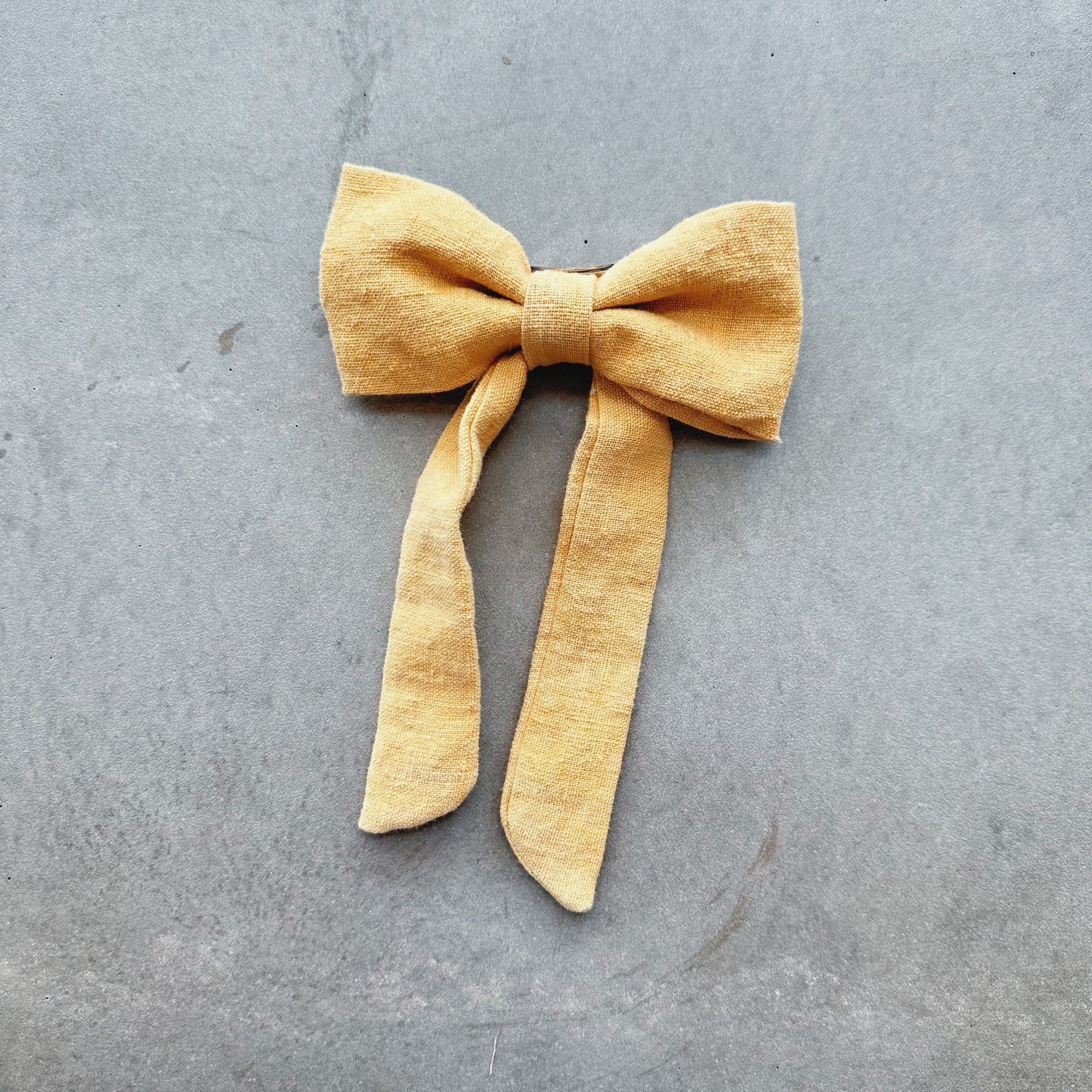 Naturally Dyed Linen Bow