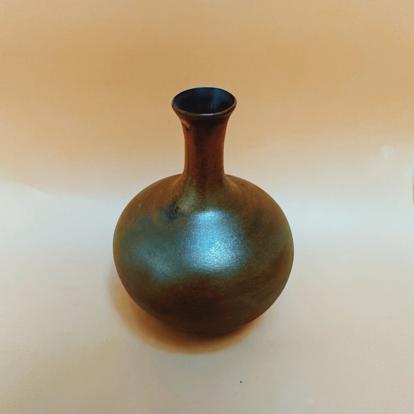 Neck Vase